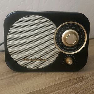 Studebaker Retro Classic AM/FM Radio
